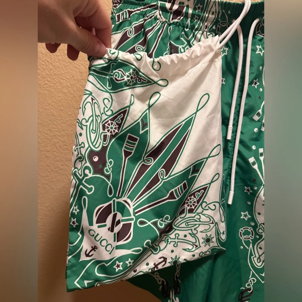 New Authentic Gucci Logo Swim Shorts Green White